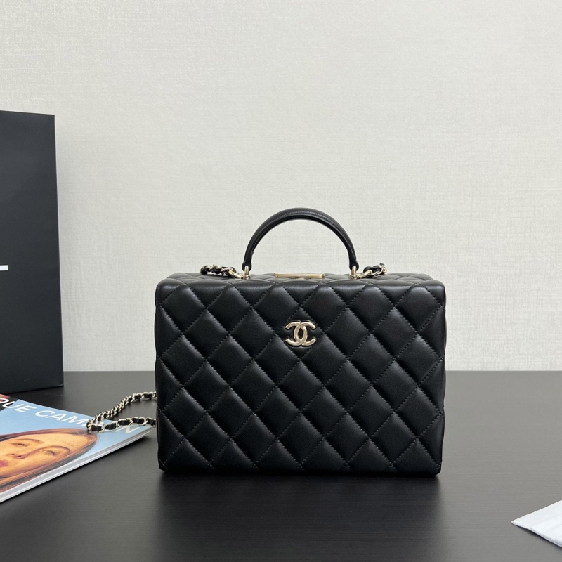 Ch*el box bags